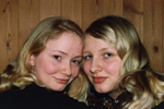 Tina & Margretha, december 2000