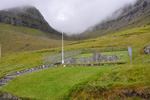 Minnisvarðin í Syðradali / The memorial place in Syðradalur, Kalsoy