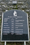 Minnisvarin  Mykinesi / The memorial stone in Mykines