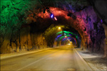 Undirsjóvartunnil við listarverki av Trónda Paturssyni / Undersøisk tunnel med kunstværk af Tróndur Patursson / Submarine tunnel decorated by Tróndur Patursson.