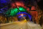 Undirsjóvartunnil við listarverki av Trónda Paturssyni / Undersøisk tunnel med kunstværk af Tróndur Patursson / Submarine tunnel decorated by Tróndur Patursson.