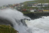 Brim í Nólsoy / Stærk brænding på Nólsoy / Breakers in Nólsoy.